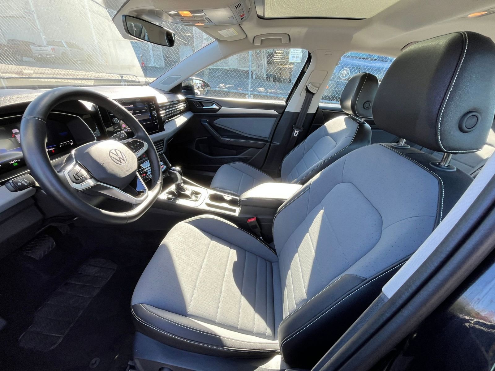 Thumbnail: 2025 Volkswagen Jetta - 25