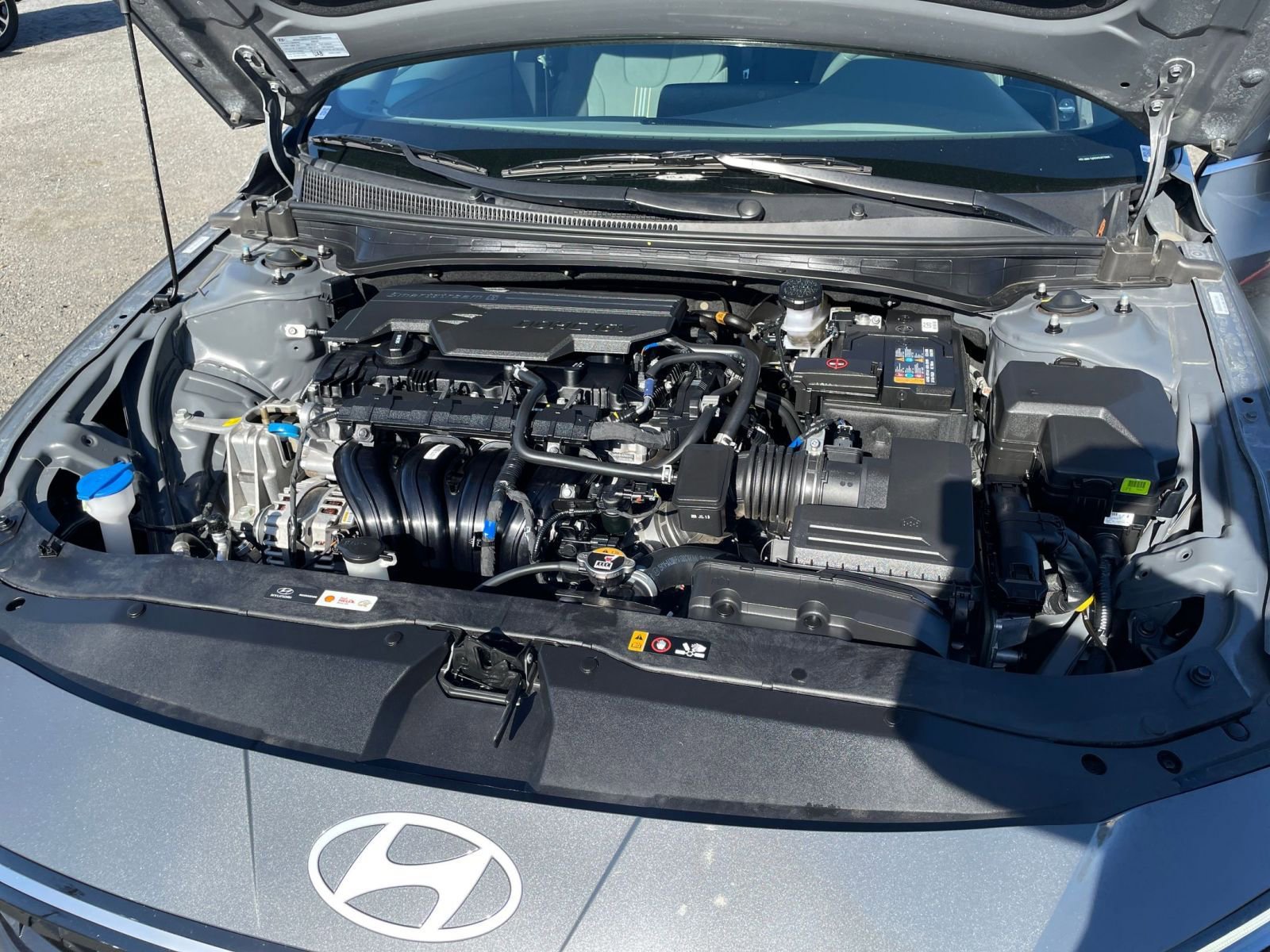 Thumbnail: 2025 Hyundai Elantra - 30