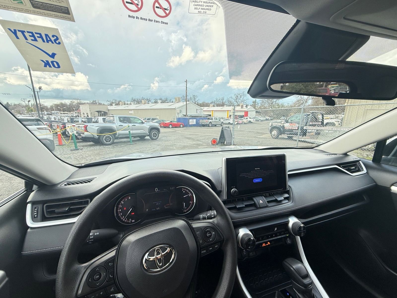 Thumbnail: 2025 Toyota RAV4 - 35