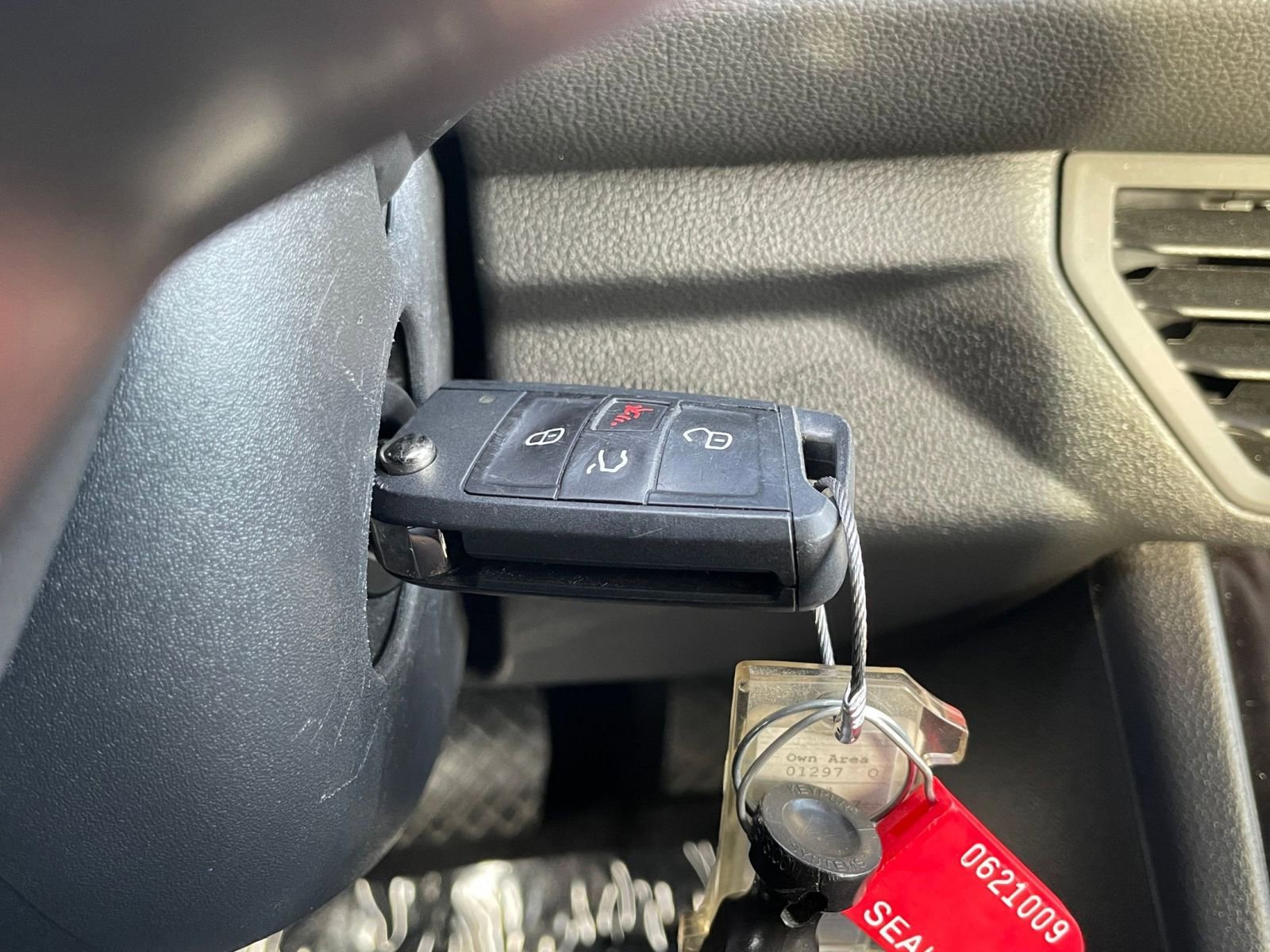 Thumbnail: 2025 Volkswagen Jetta - 22