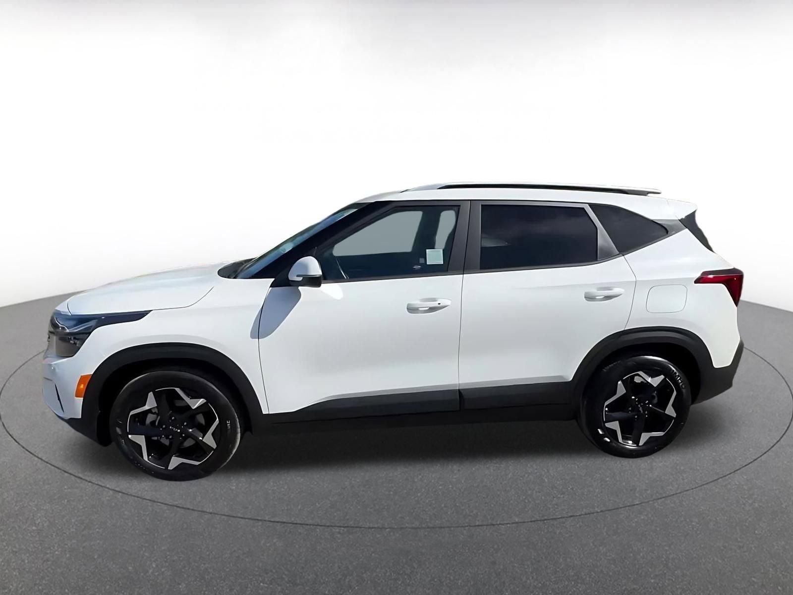 Thumbnail: 2025 Kia Seltos - 9