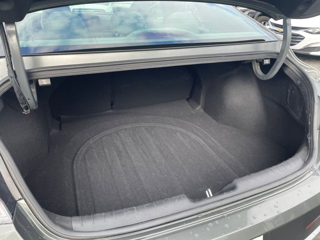 Thumbnail: 2025 Hyundai Elantra - 30