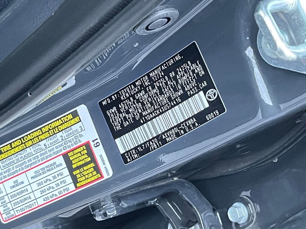 Thumbnail: 2025 Toyota Camry - 18