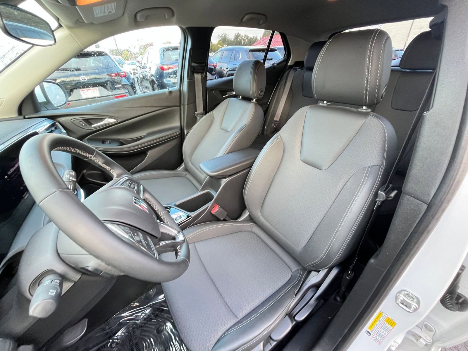 Thumbnail: 2025 Buick Encore GX - 34