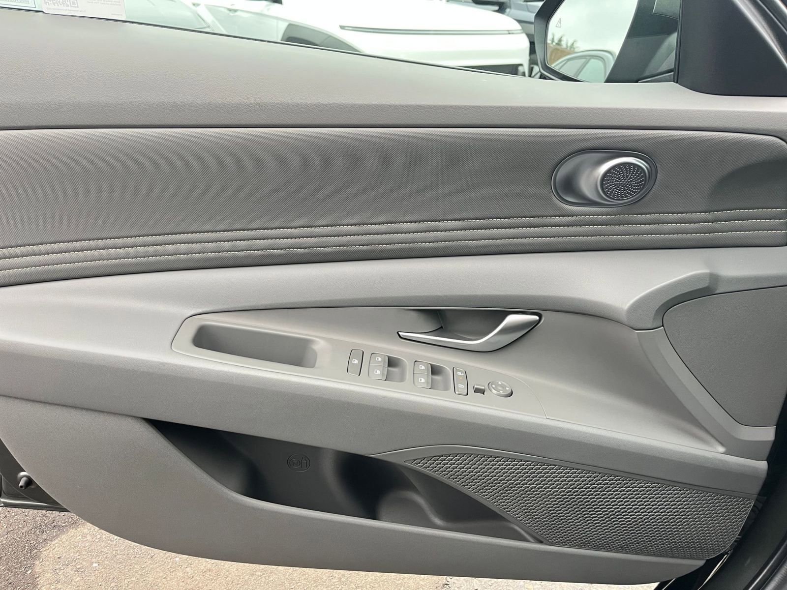 Thumbnail: 2025 Hyundai Elantra - 20