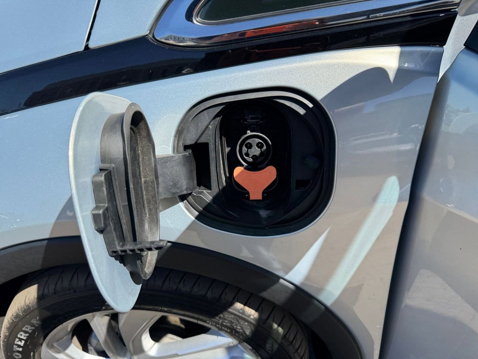 Thumbnail: 2023 Chevrolet Bolt EV - 22