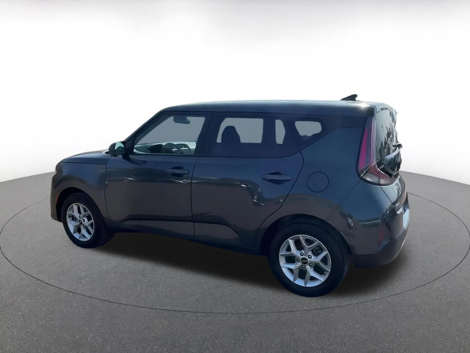 2024 Kia Soul LX 10