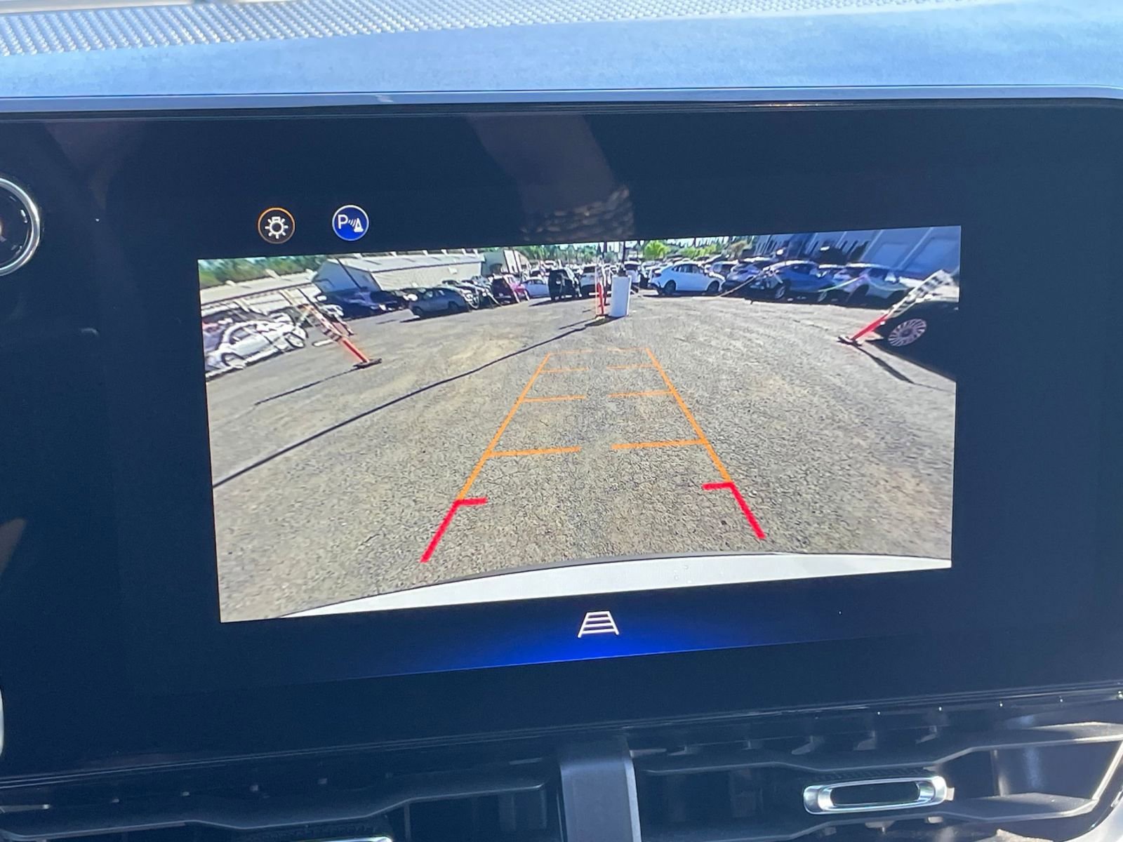 Thumbnail: 2025 Chevrolet Equinox - 24