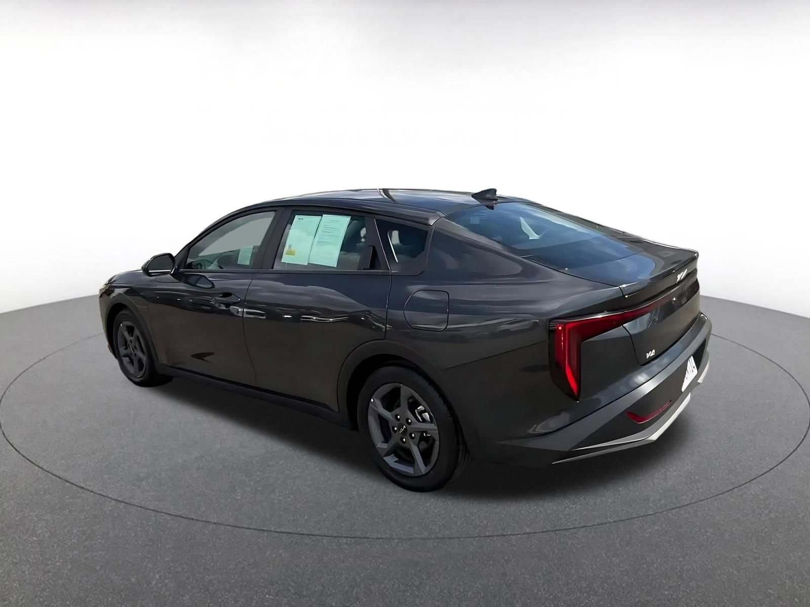 Thumbnail: 2025 Kia K4 - 10