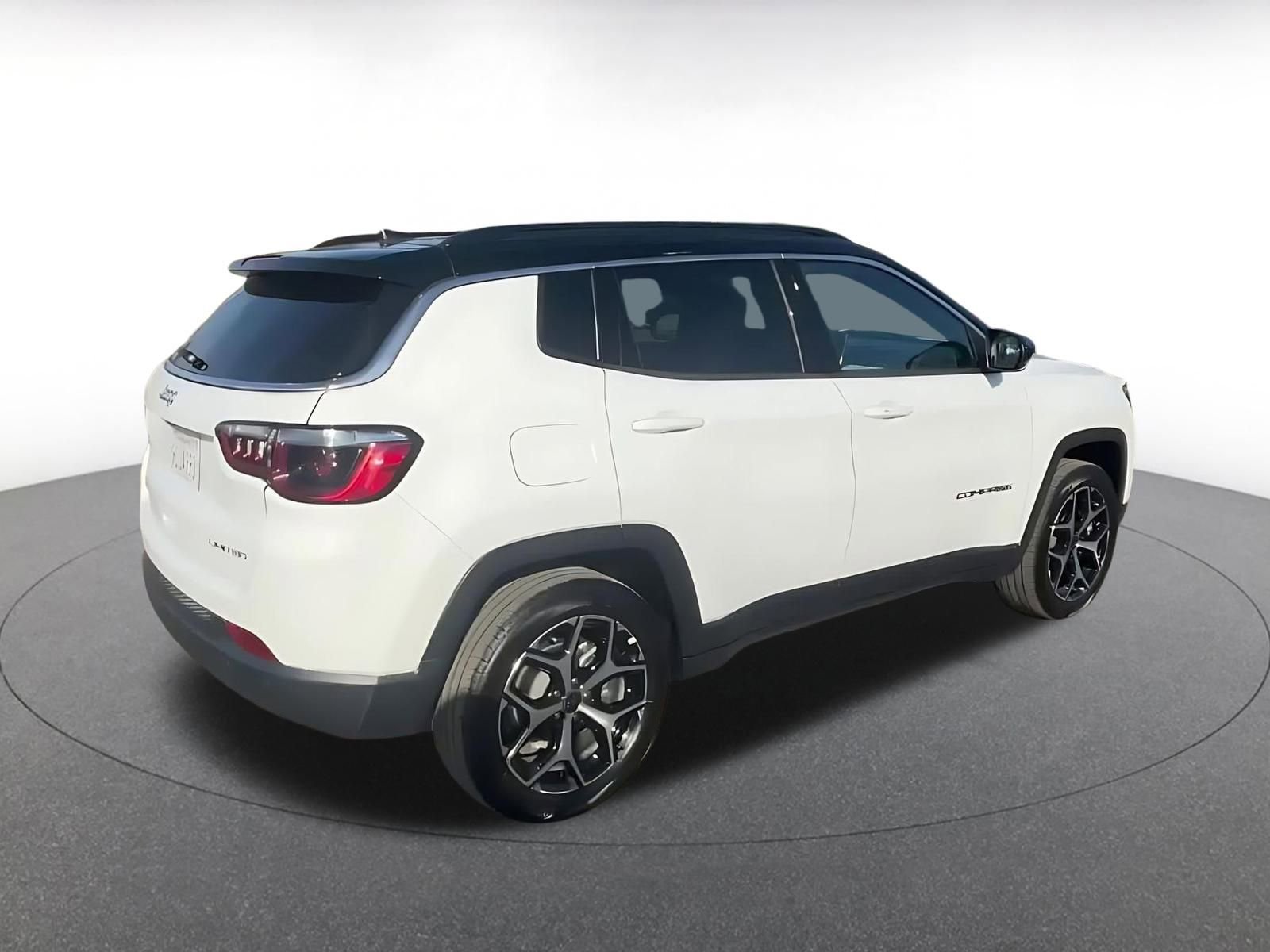 Thumbnail: 2025 Jeep Compass - 14