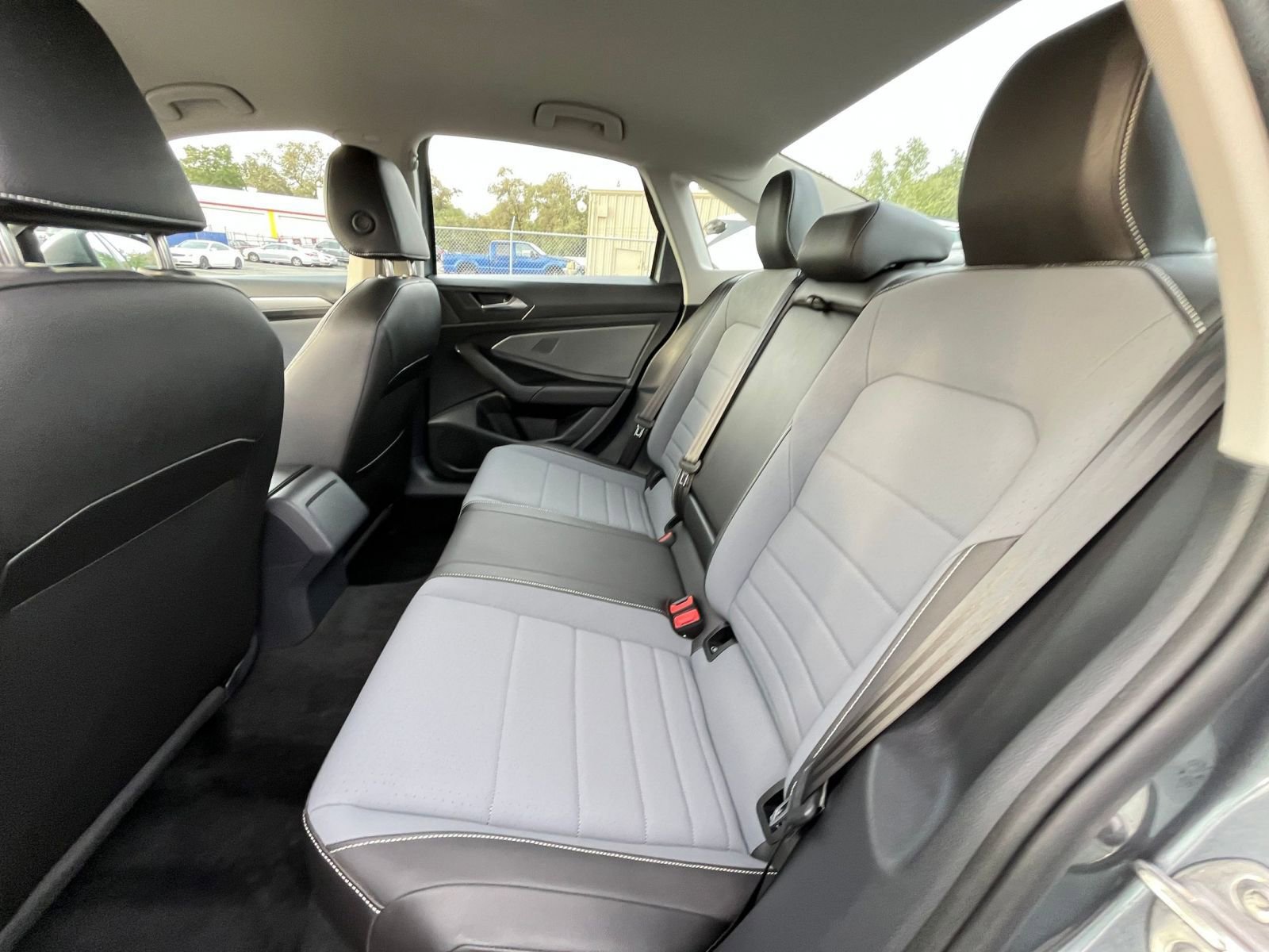 Thumbnail: 2025 Volkswagen Jetta - 24