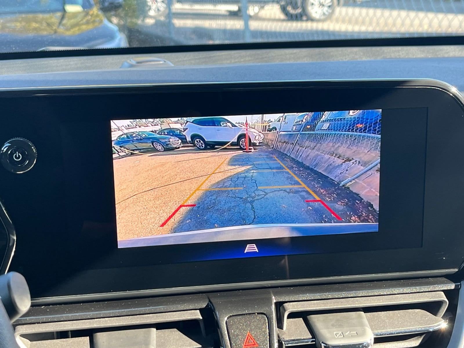 Thumbnail: 2025 Chevrolet TrailBlazer - 17