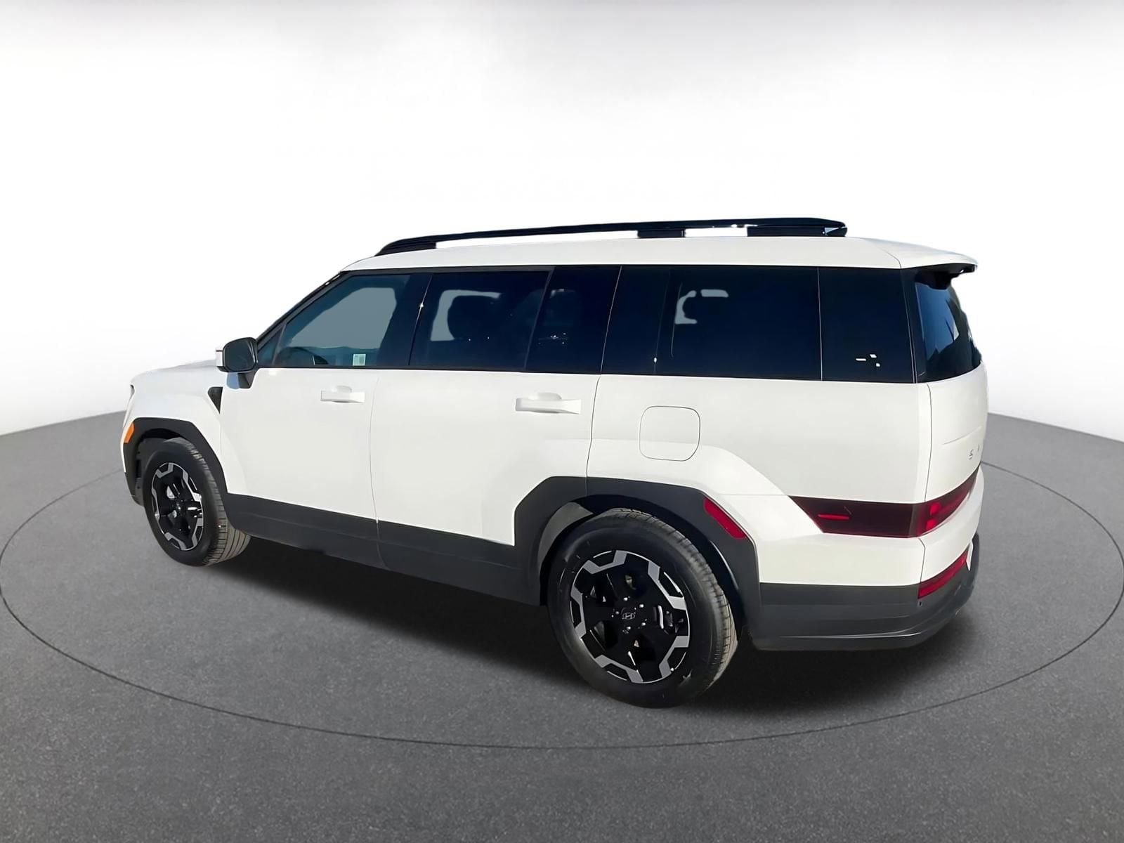 Thumbnail: 2025 Hyundai Santa Fe - 10