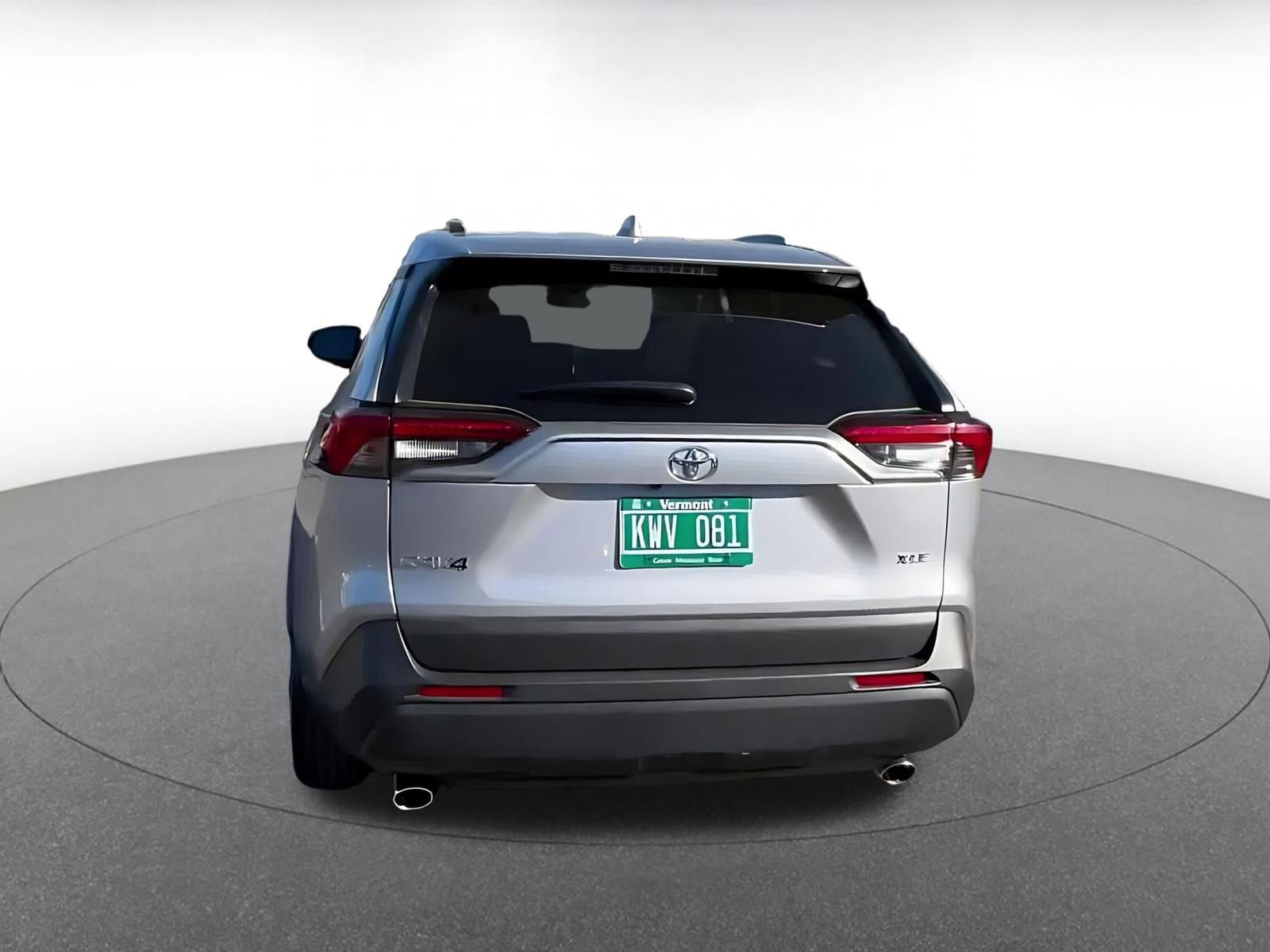 Thumbnail: 2025 Toyota RAV4 - 11