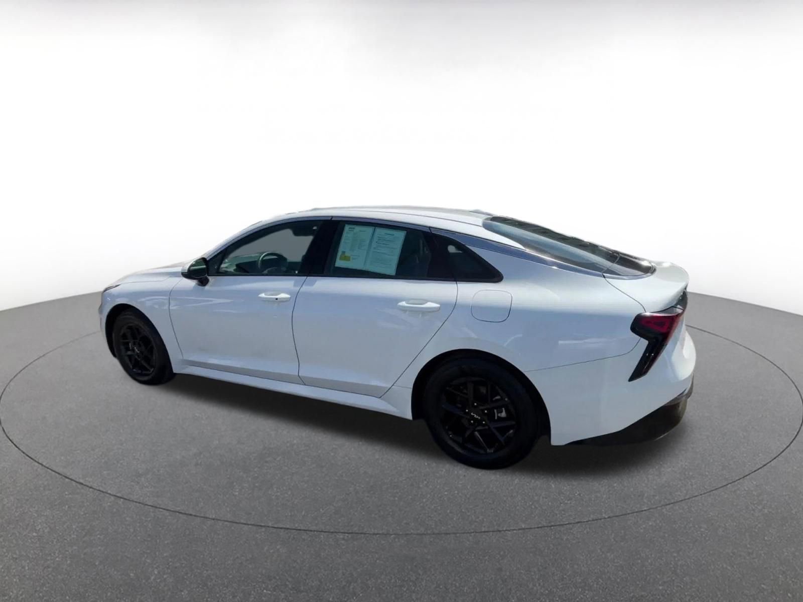 Thumbnail: 2025 Kia K5 - 11