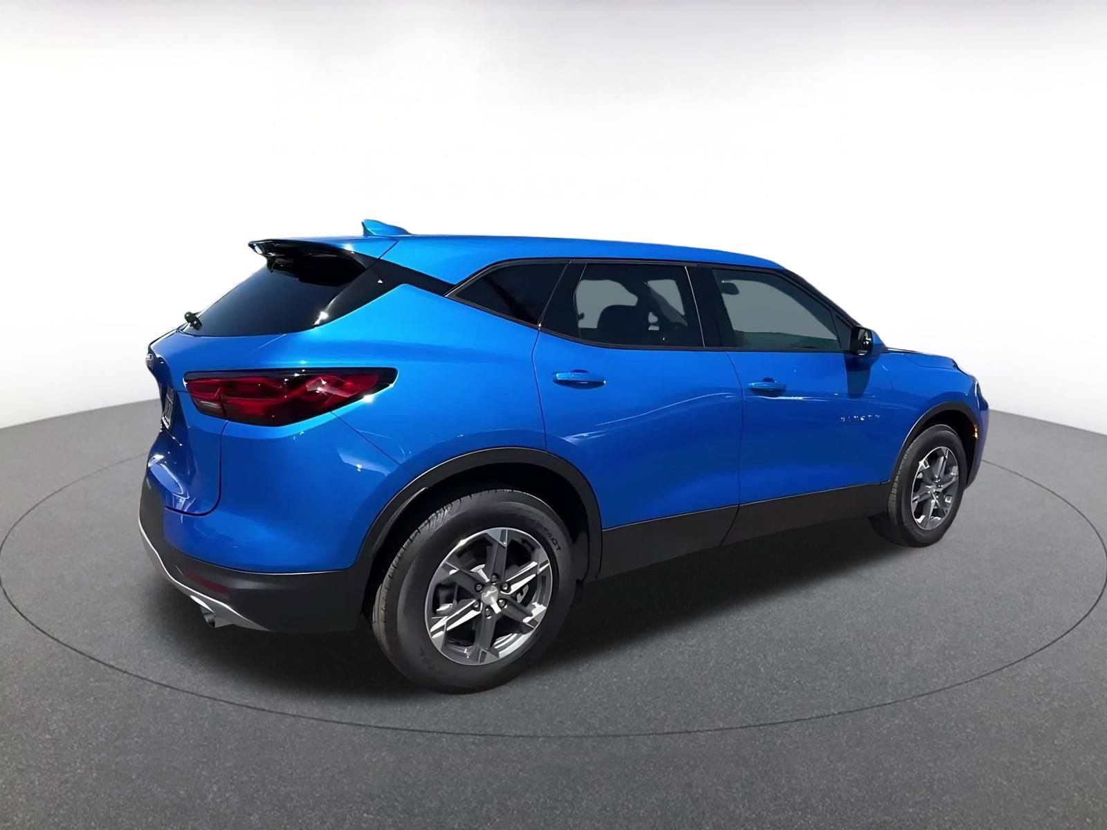 Thumbnail: 2025 Chevrolet Blazer - 14