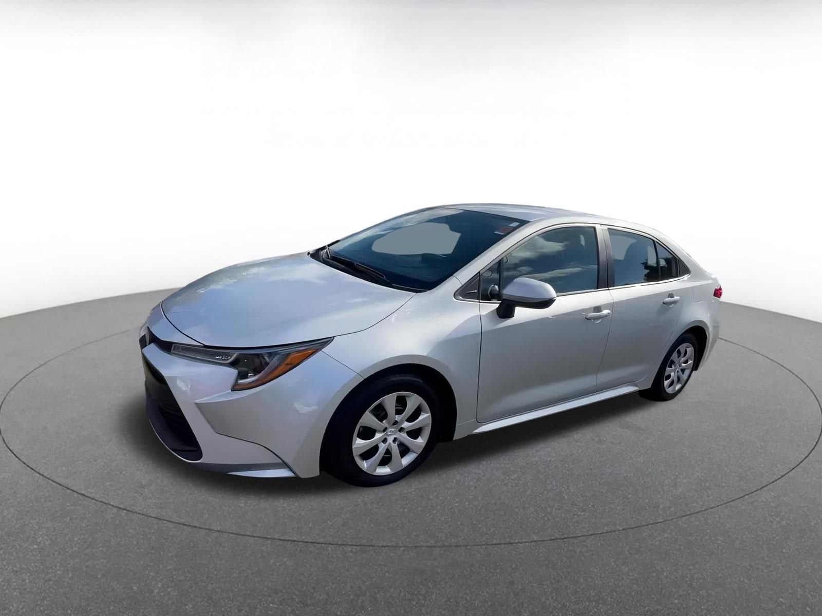 Thumbnail: 2025 Toyota Corolla - 8