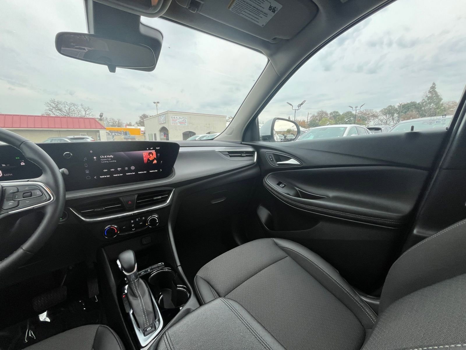 Thumbnail: 2025 Buick Encore GX - 33