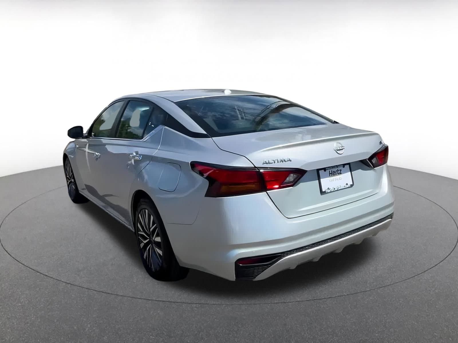 Thumbnail: 2024 Nissan Altima - 11