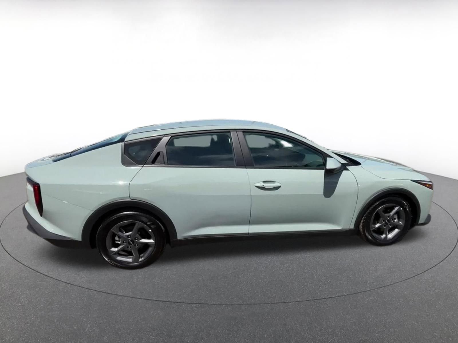 Thumbnail: 2025 Kia K4 - 16