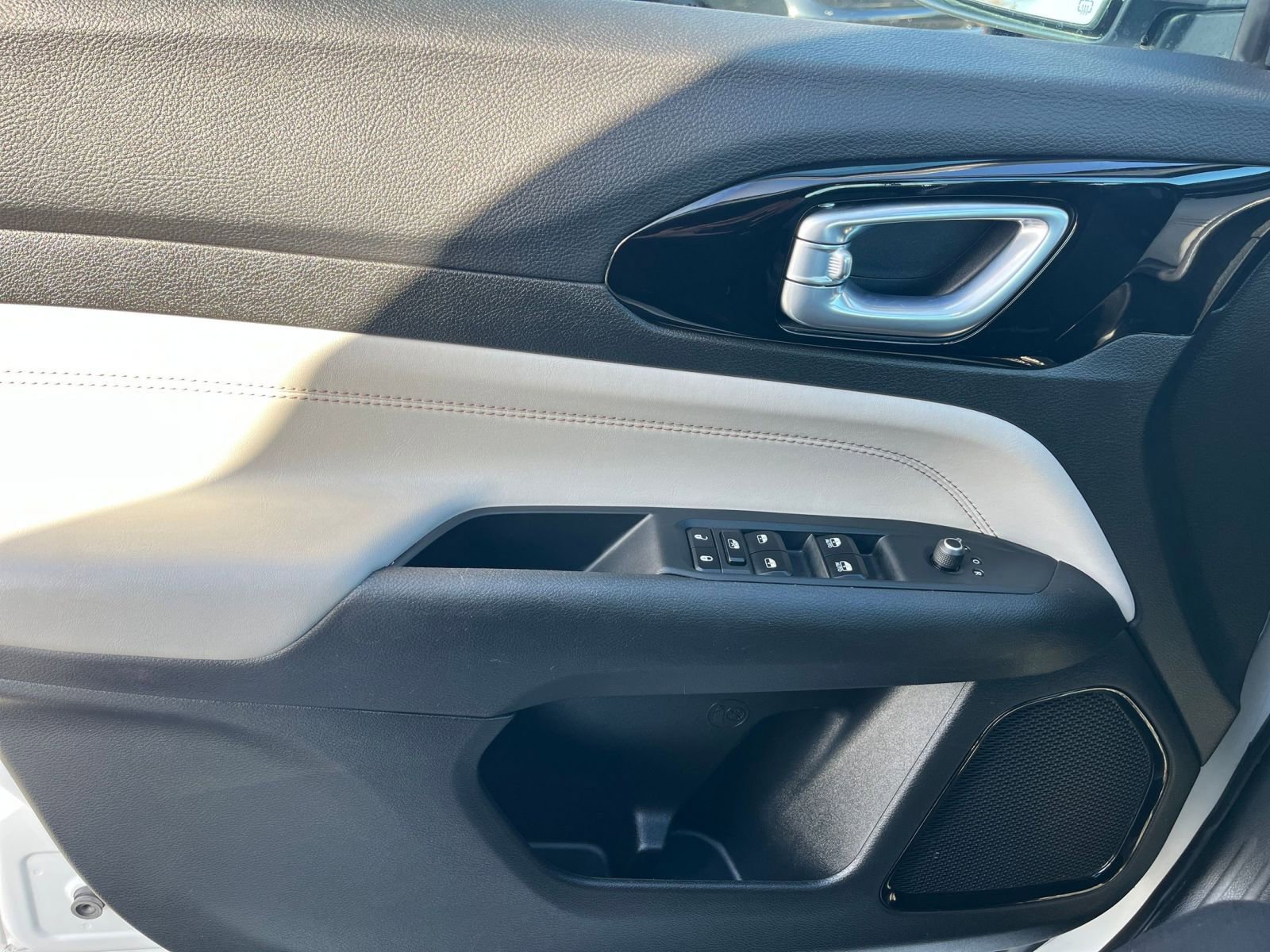 Thumbnail: 2025 Jeep Compass - 20