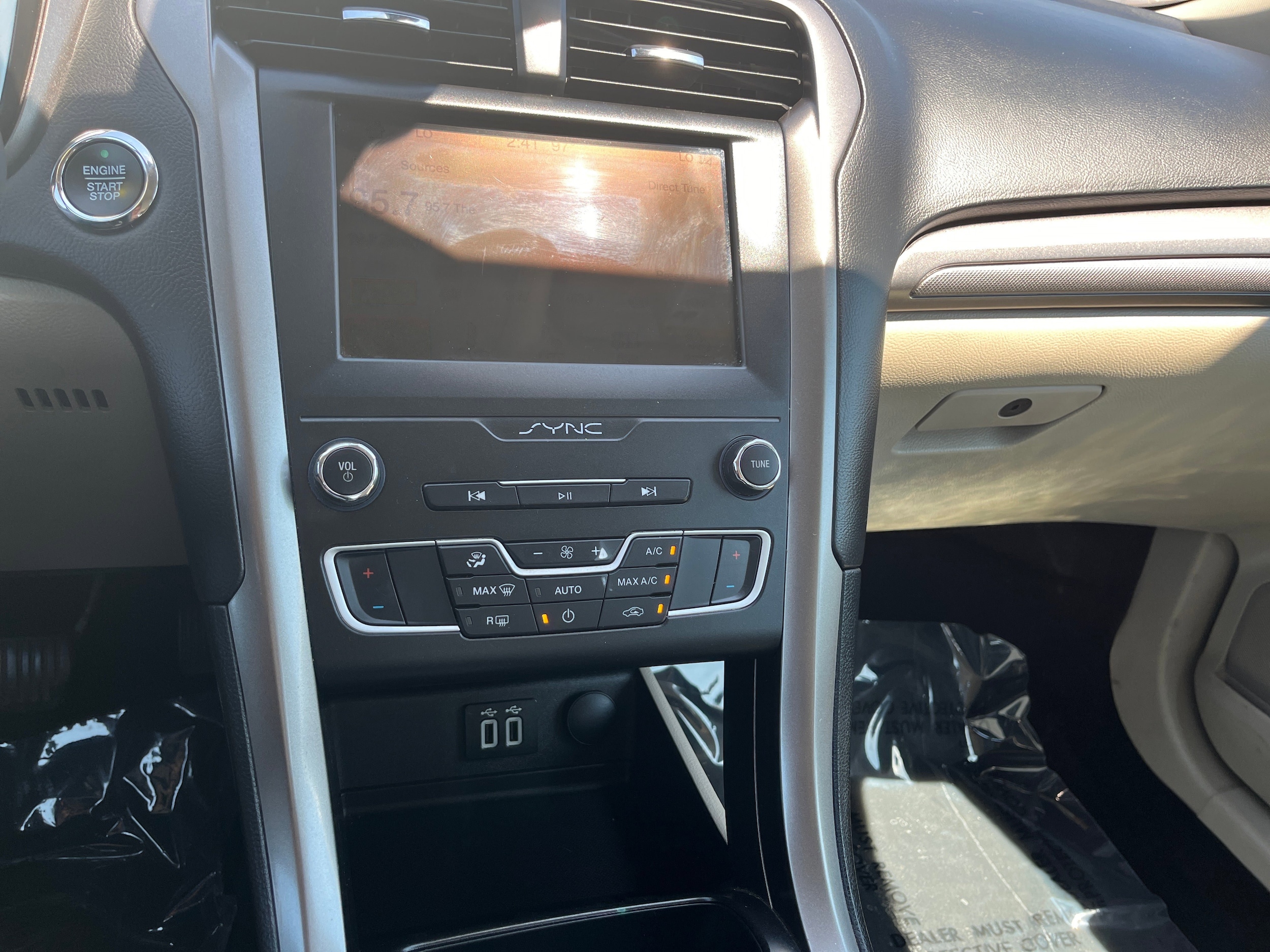 2019 Ford Fusion SE 18