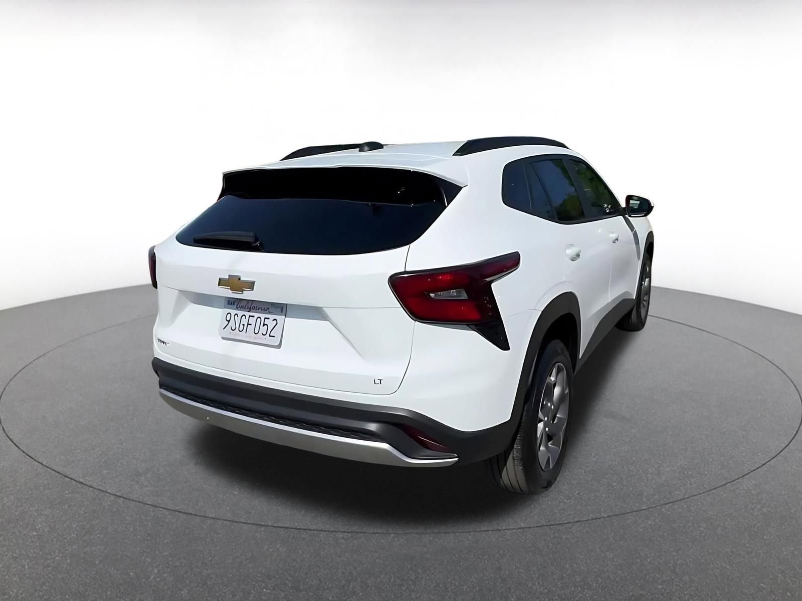 Thumbnail: 2025 Chevrolet Trax - 14