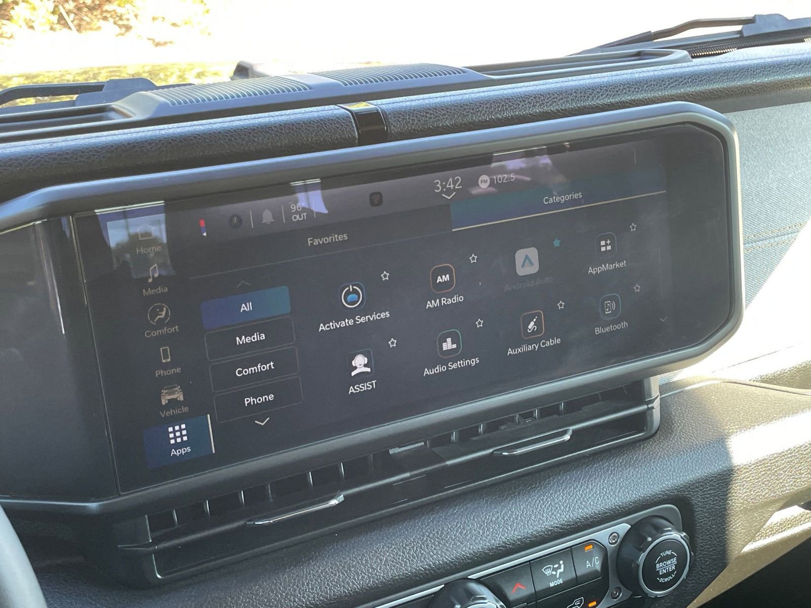 Thumbnail: 2025 Jeep Wrangler - 20