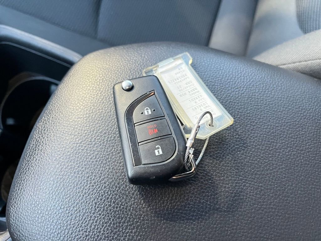 Thumbnail: 2025 Toyota RAV4 - 33