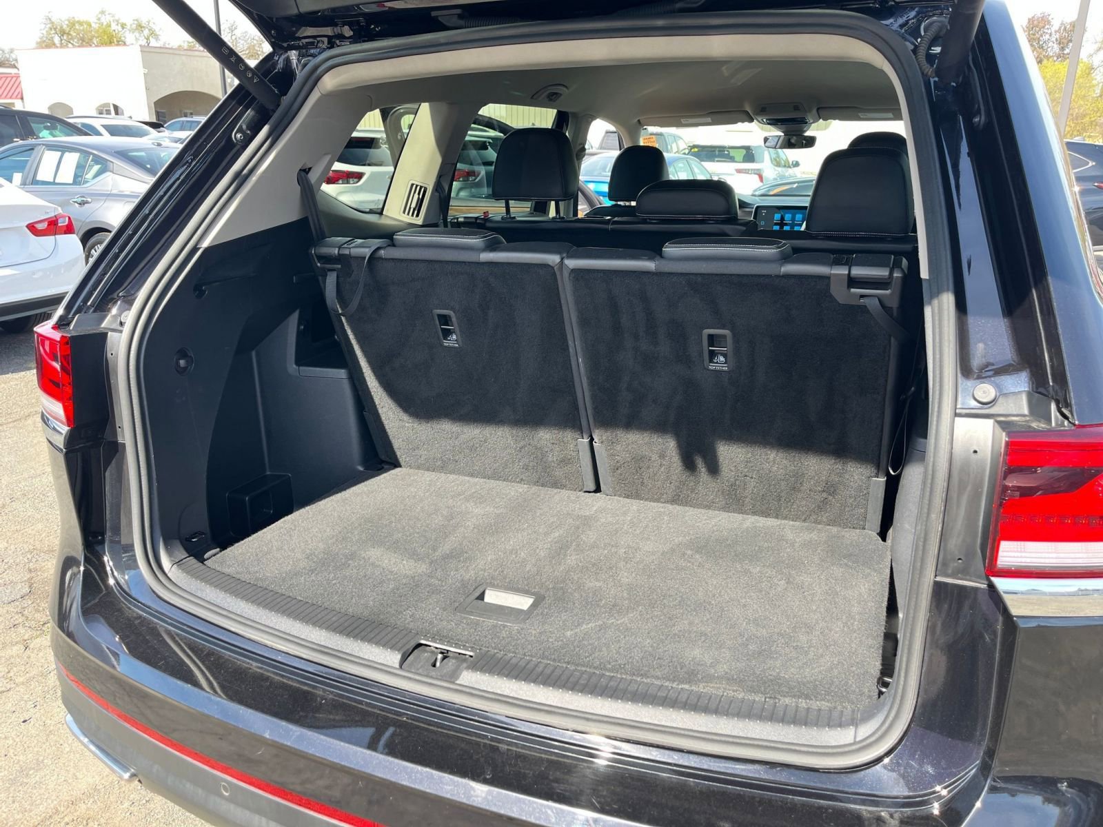 Thumbnail: 2025 Volkswagen Atlas - 35