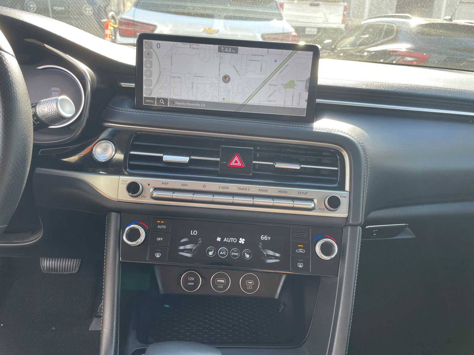 Thumbnail: 2025 Genesis G70 - 18