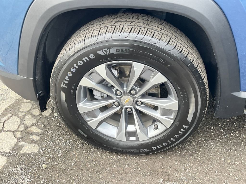 Thumbnail: 2025 Chevrolet Equinox - 17