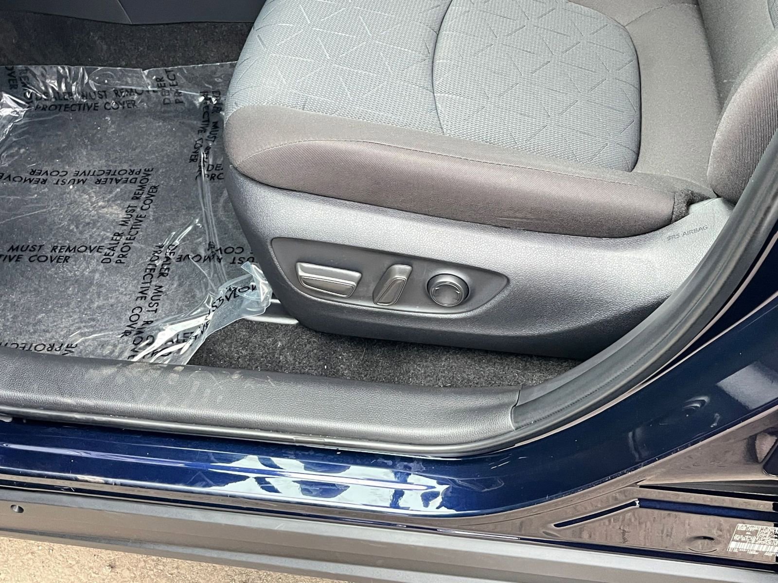 Thumbnail: 2025 Toyota RAV4 - 24