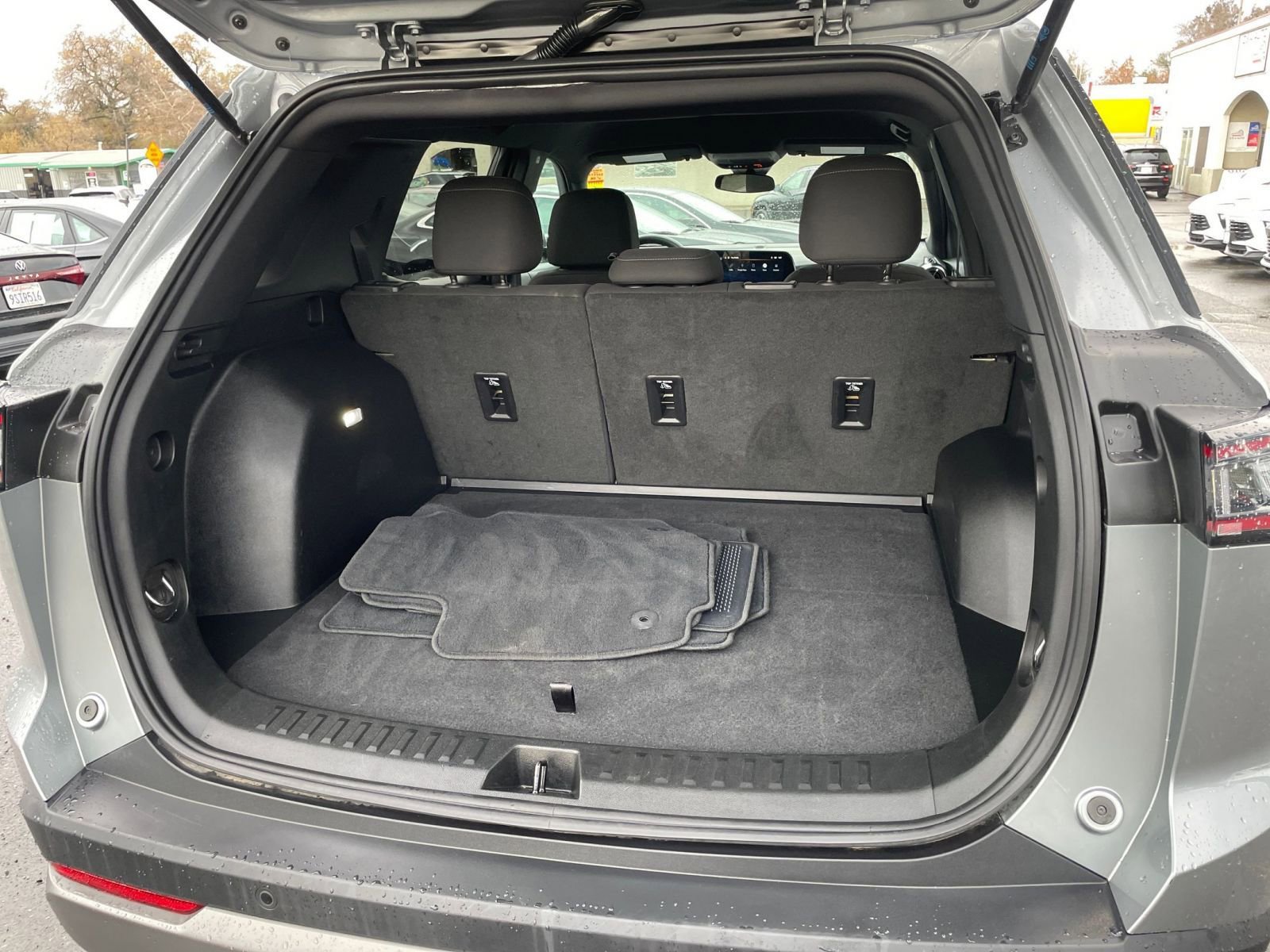 Thumbnail: 2025 Chevrolet Equinox - 30