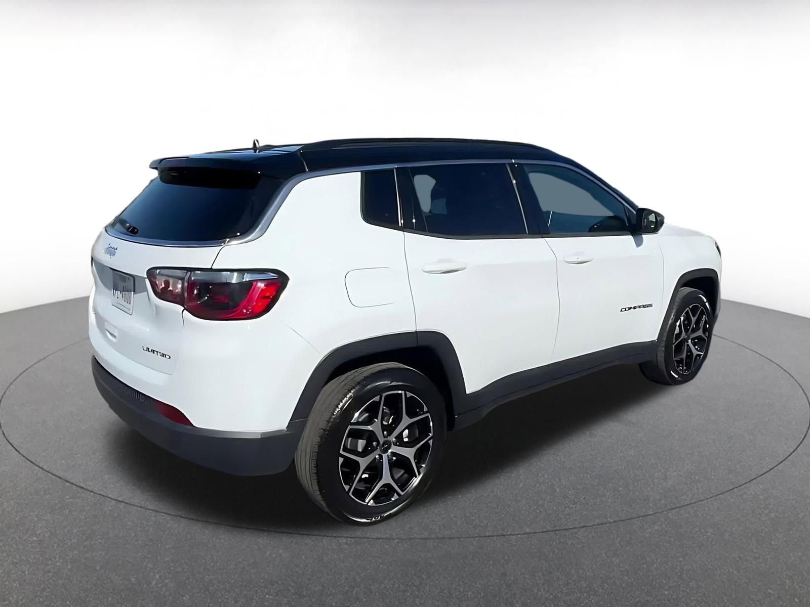 Thumbnail: 2025 Jeep Compass - 14