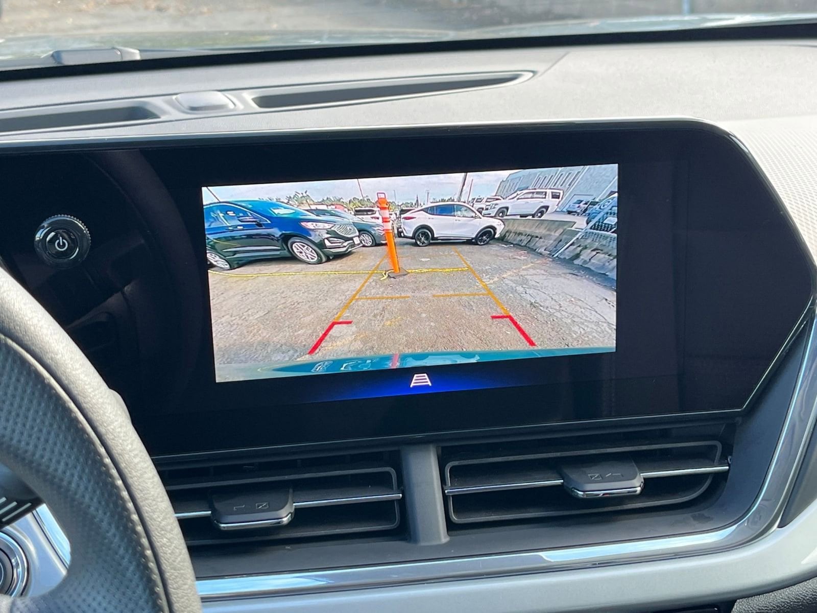 Thumbnail: 2025 Chevrolet Trax - 17