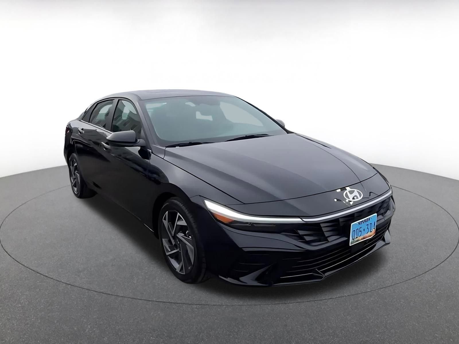 Thumbnail: 2025 Hyundai Elantra - 3