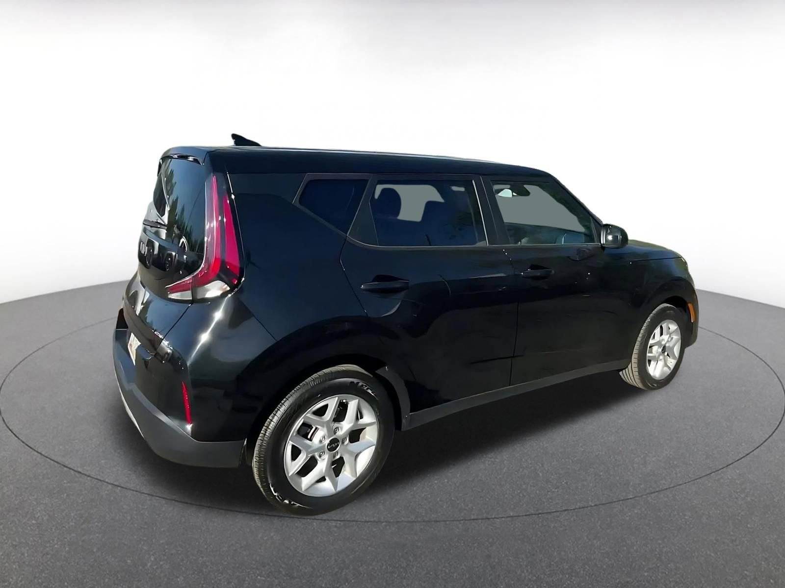 Thumbnail: 2025 Kia Soul - 15