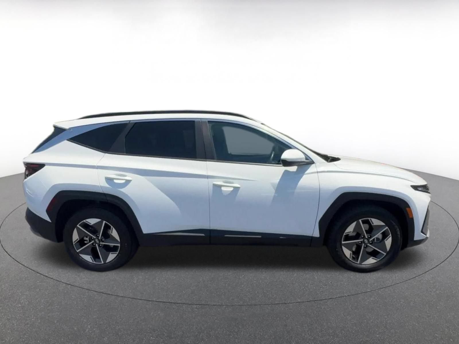 Thumbnail: 2025 Hyundai Tucson - 16