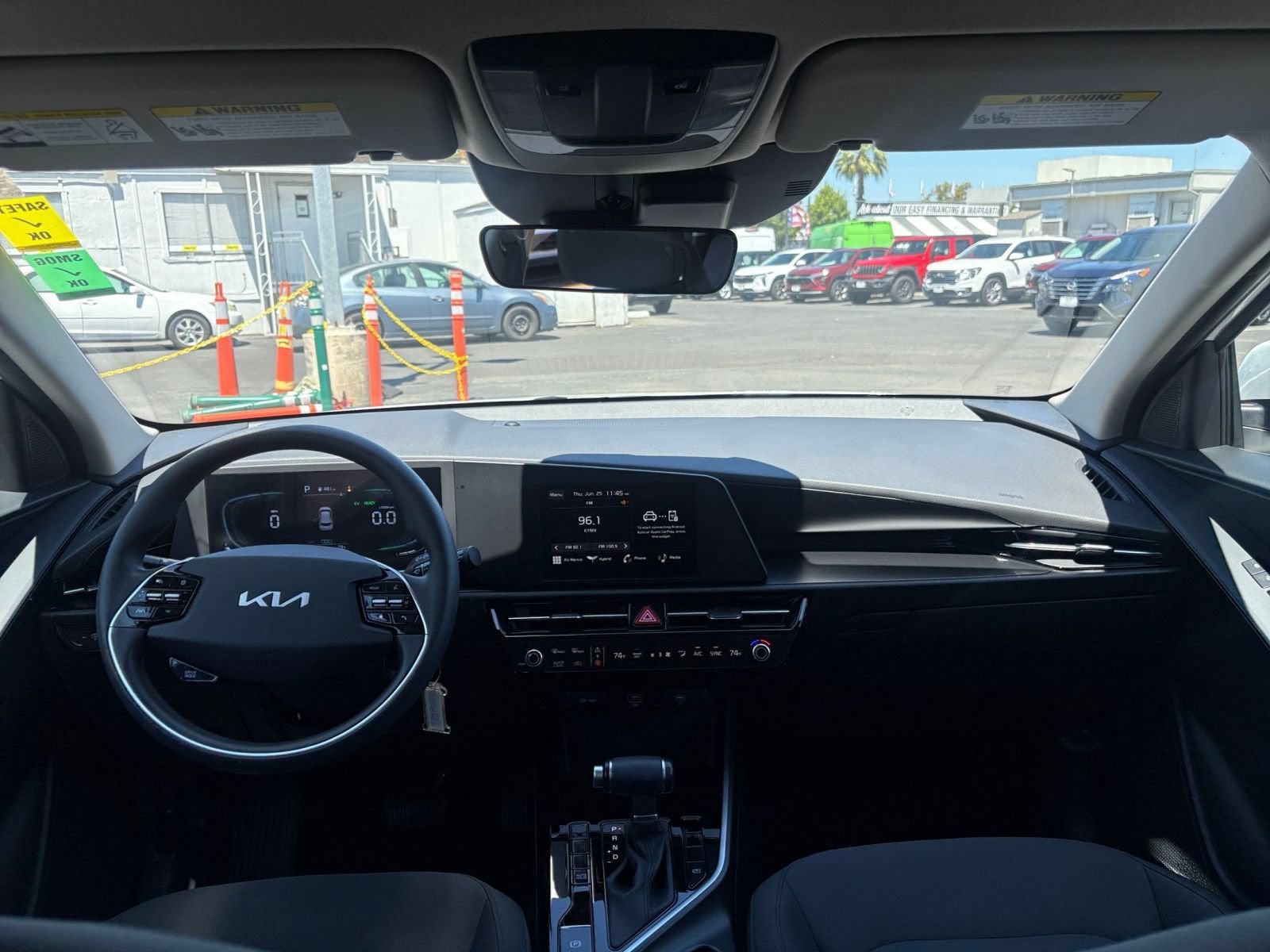 Thumbnail: 2026 Kia Niro - 31