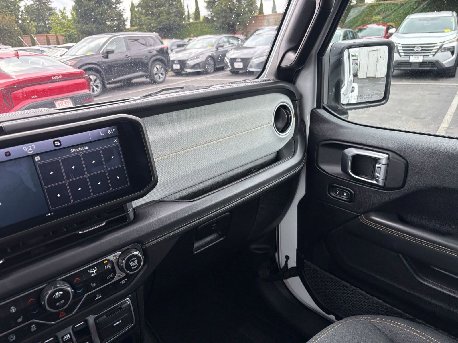 Thumbnail: 2025 Jeep Wrangler - 35