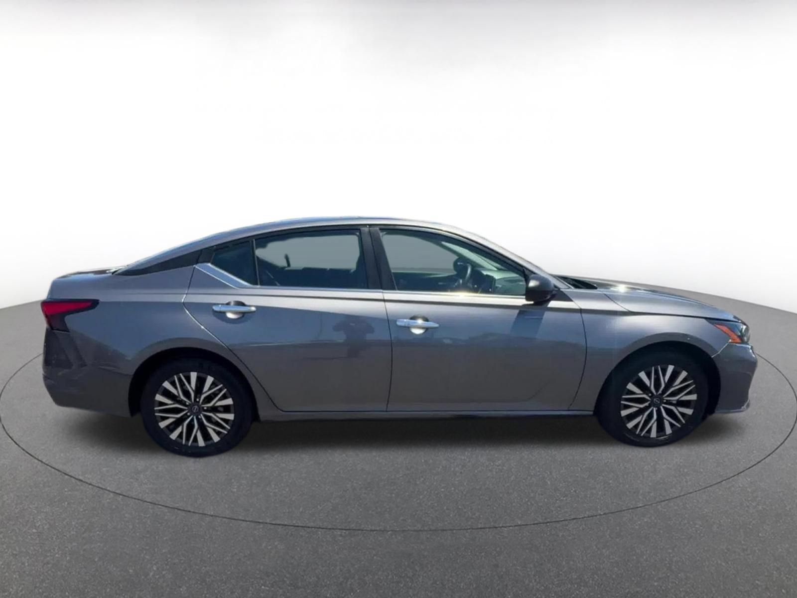 Thumbnail: 2025 Nissan Altima - 16