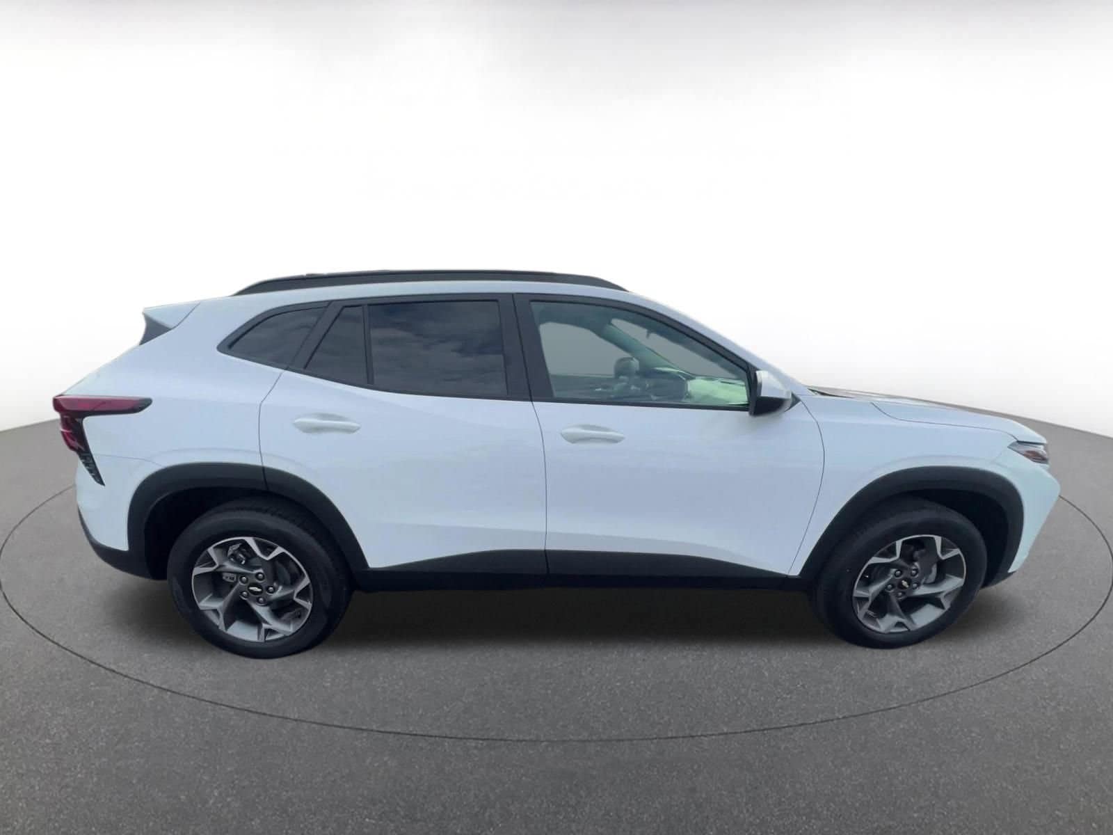Thumbnail: 2025 Chevrolet Trax - 16