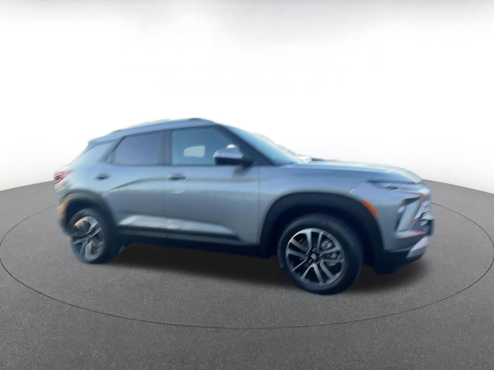 Thumbnail: 2025 Chevrolet TrailBlazer - 2