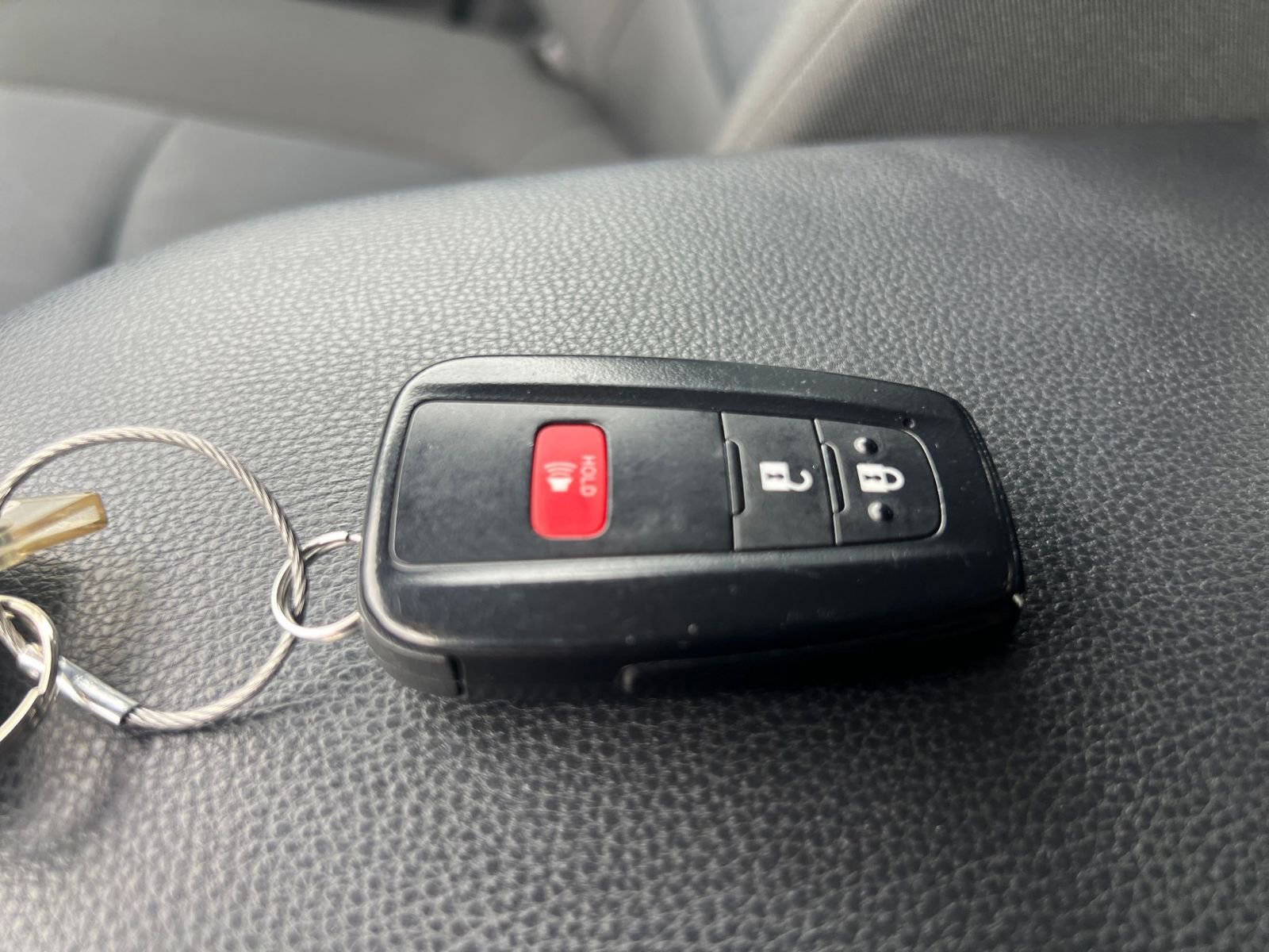 Thumbnail: 2025 Toyota RAV4 - 22