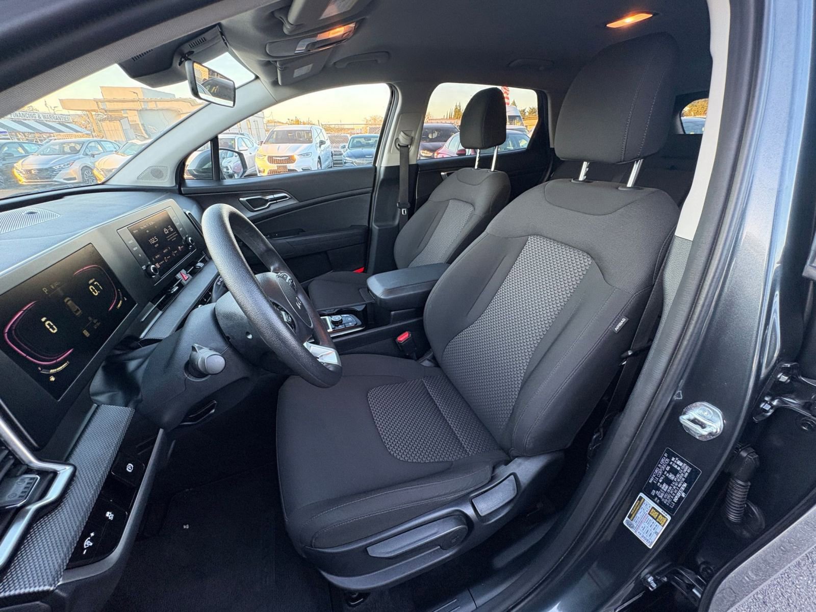 Thumbnail: 2025 Kia Sportage - 35