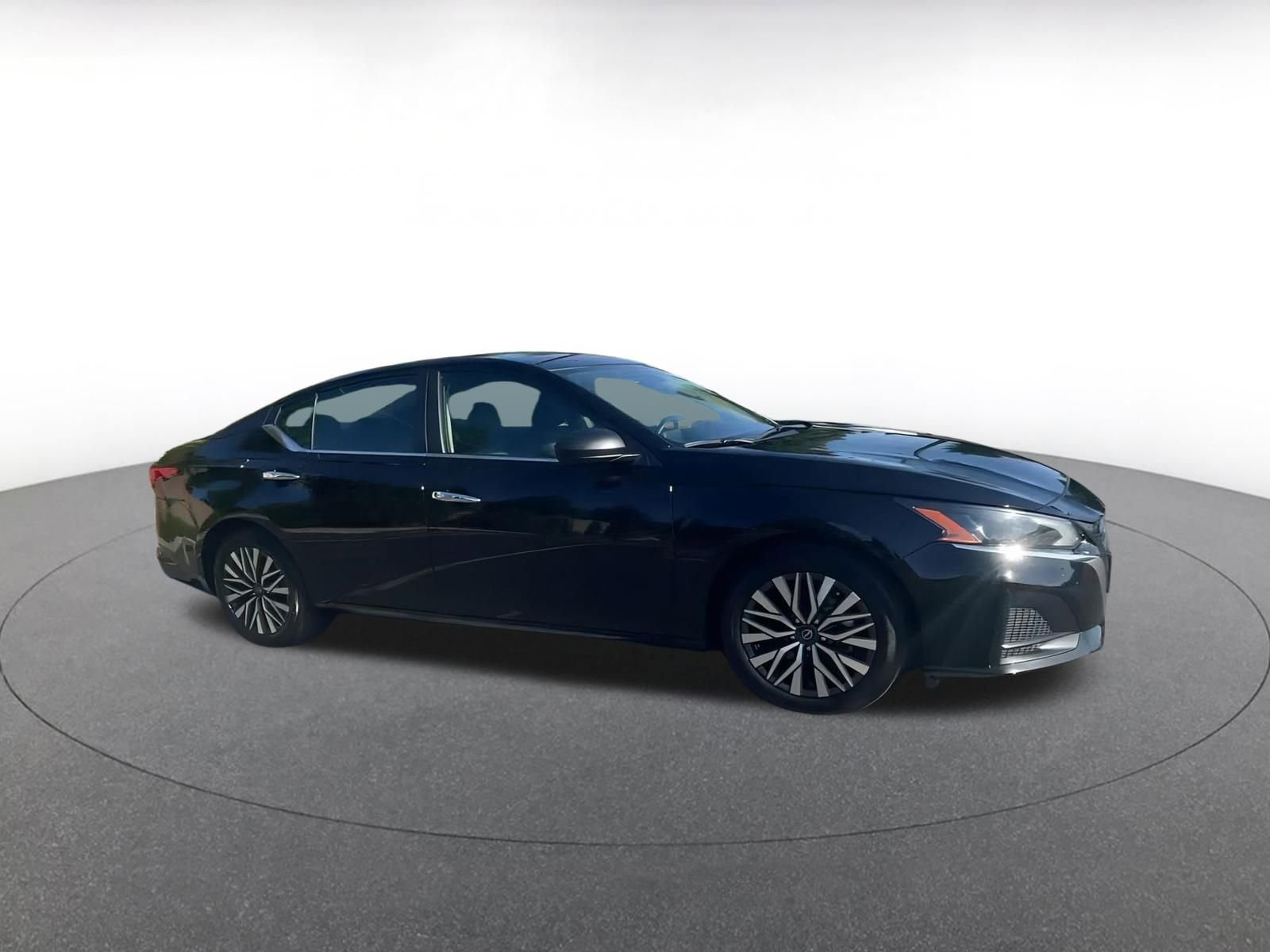 Thumbnail: 2024 Nissan Altima - 2