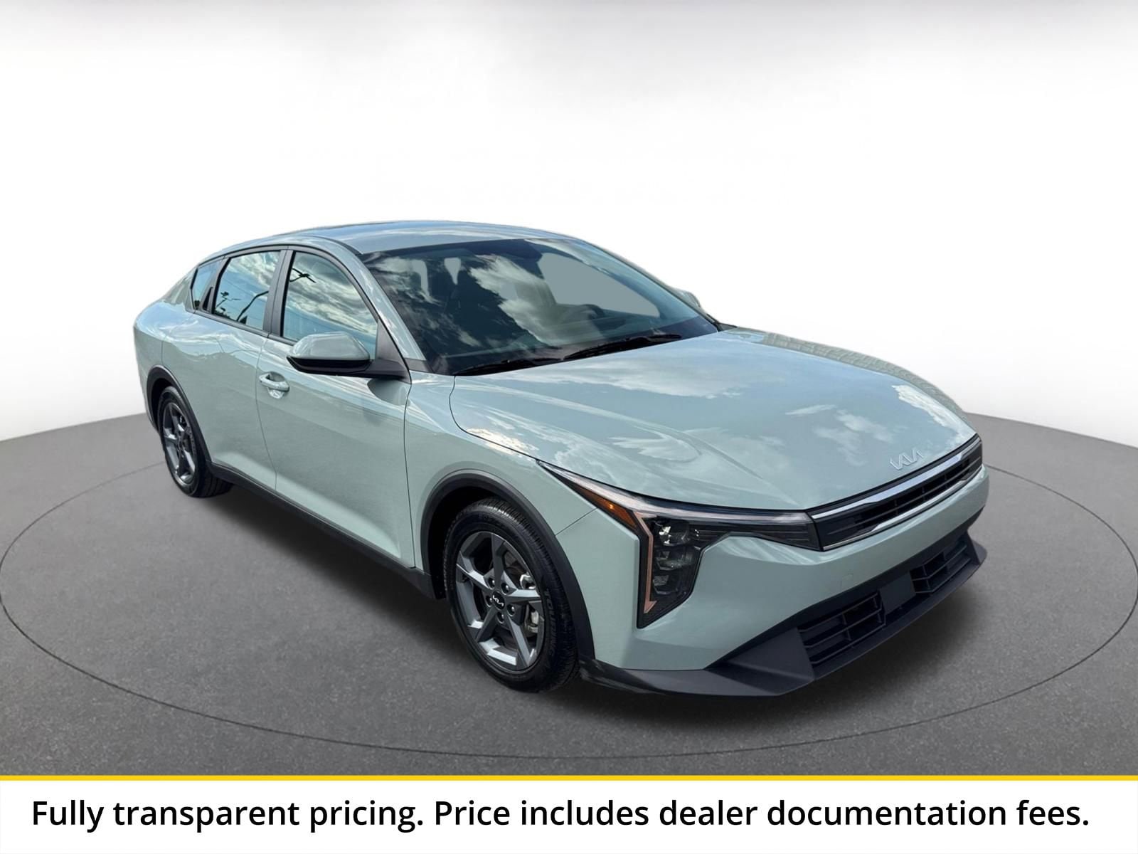 Thumbnail: 2025 Kia K4 - 1