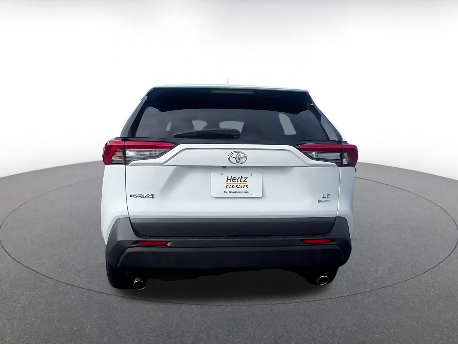 Thumbnail: 2025 Toyota RAV4 - 12