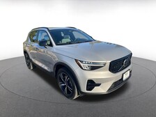 2024 Volvo XC40 B5 Core -
                  Sacramento, CA
